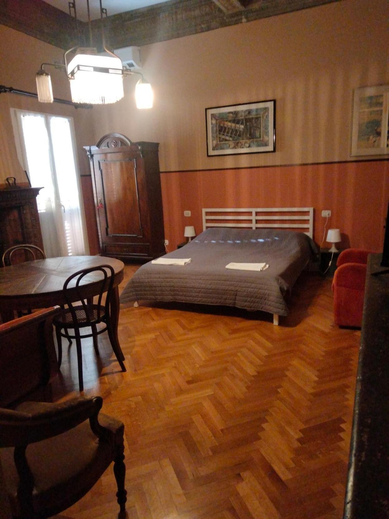 San Petronio Room And Suite Rooms - By Bolognacentro Luxuryh Dış mekan fotoğraf